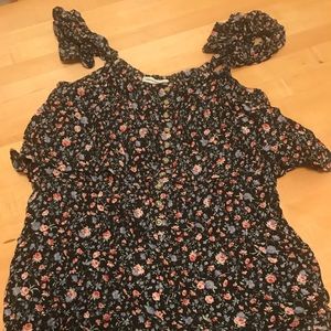 AE Black floral romper. Worn once. XS